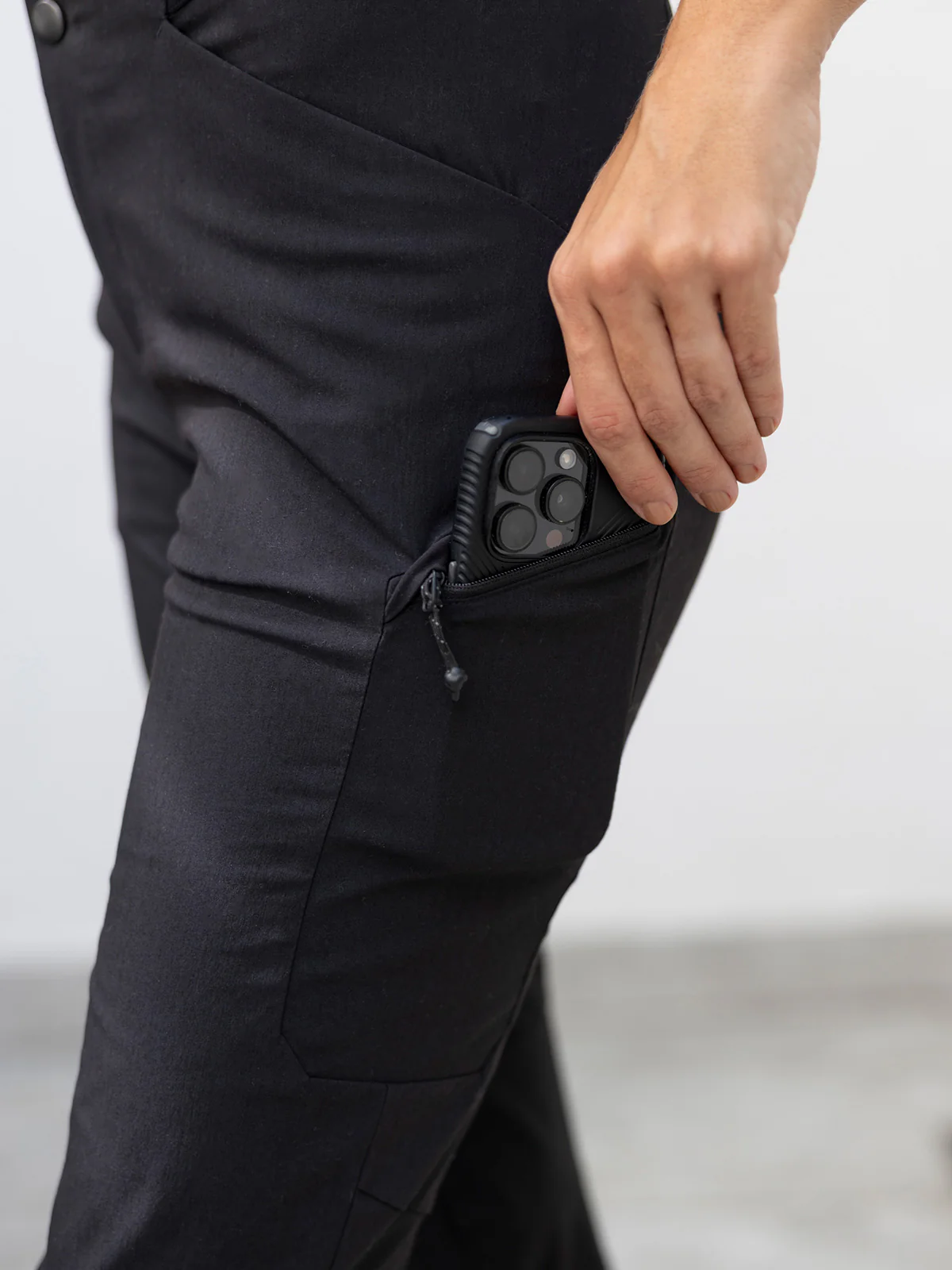 Diversion Merino Trail Bike Pant - Image 3