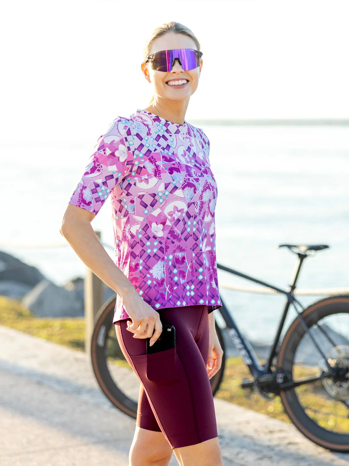Soleil Flow Short Sleeve Bike Top - Image 11