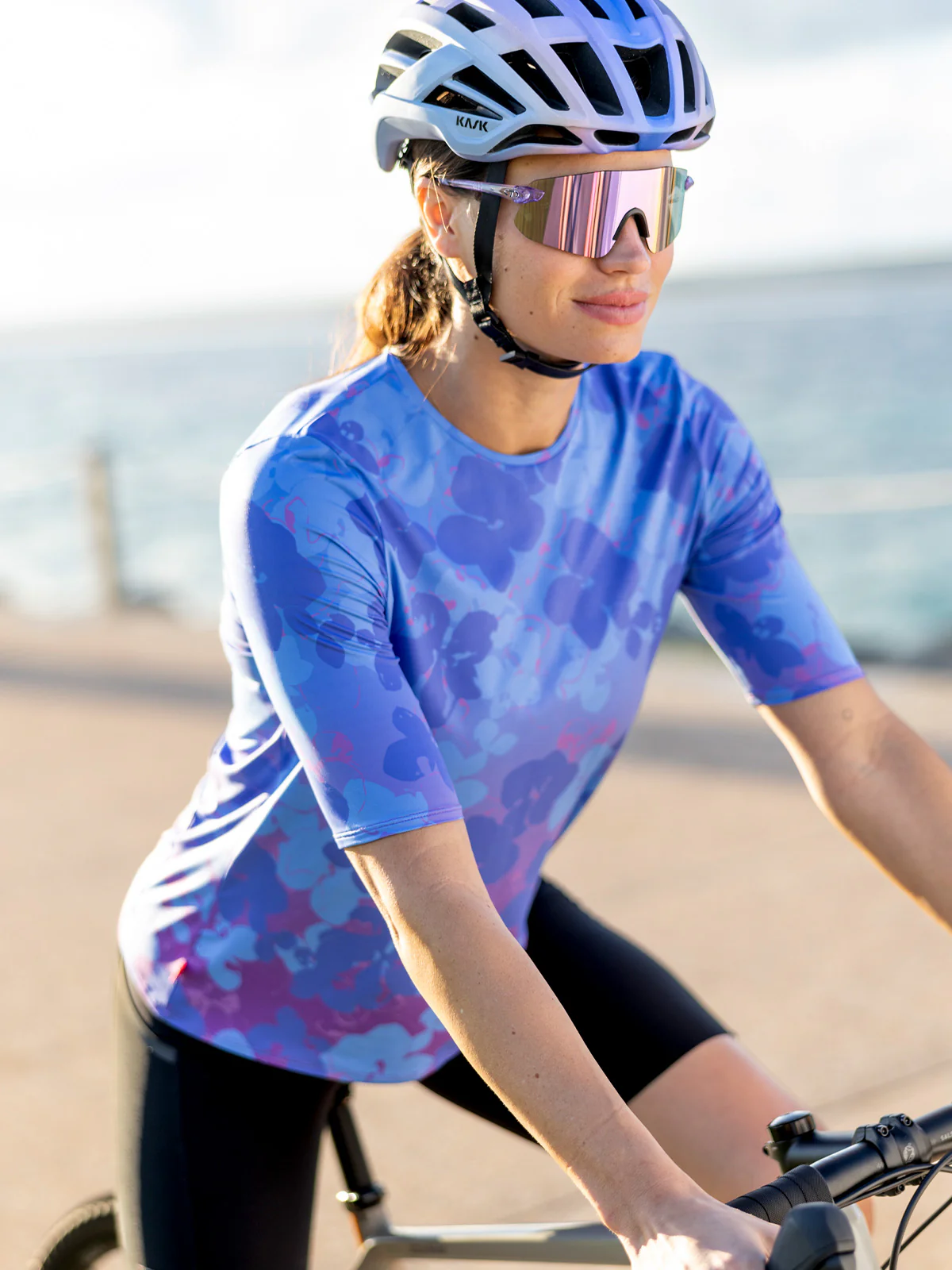 Soleil Flow Short Sleeve Bike Top - Image 20