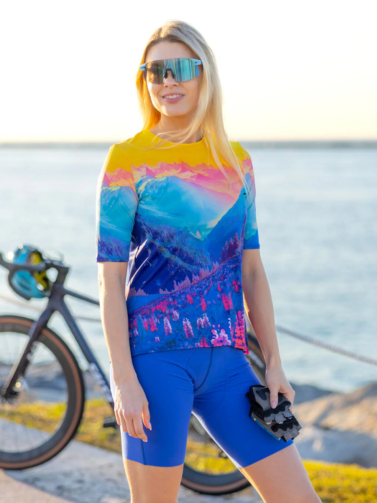 Soleil Flow Short Sleeve Bike Top - Image 4
