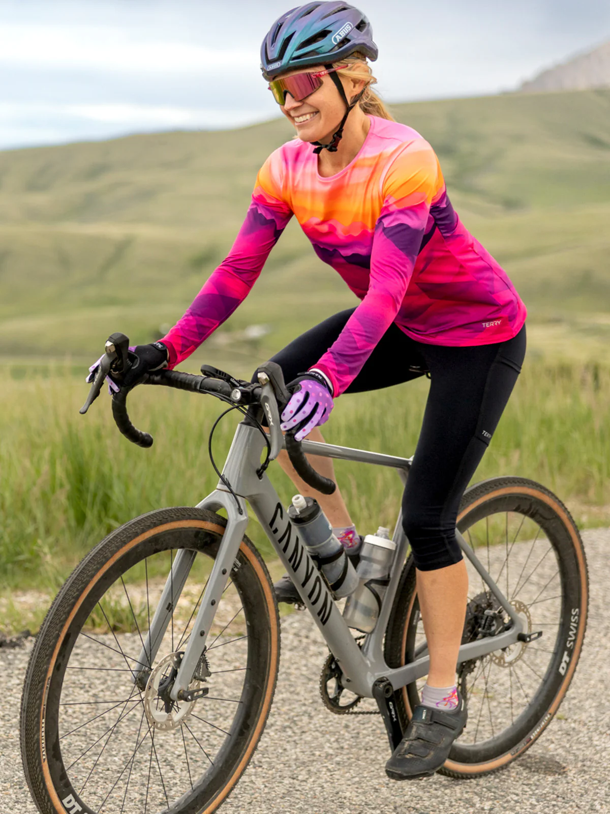 Soleil Long Sleeve Bike Top - Image 23