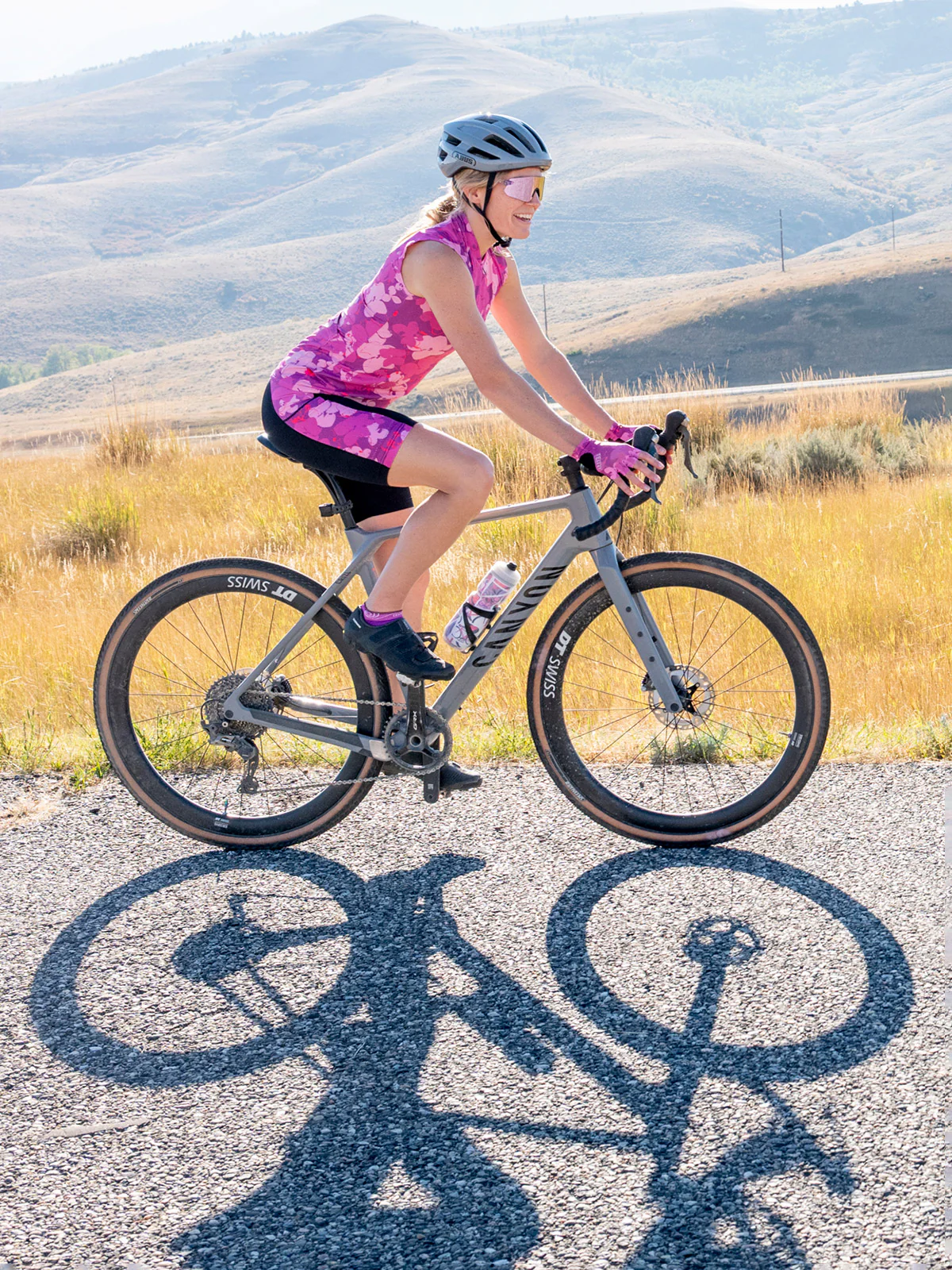 Soleil Sleeveless Bike Jersey - Image 16